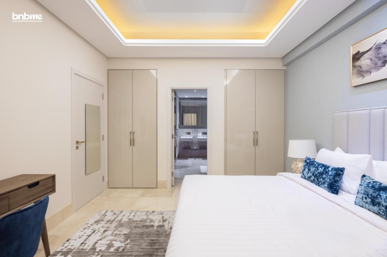 Bnbme - Th8 Palm Hotel Дубай Екстериор снимка