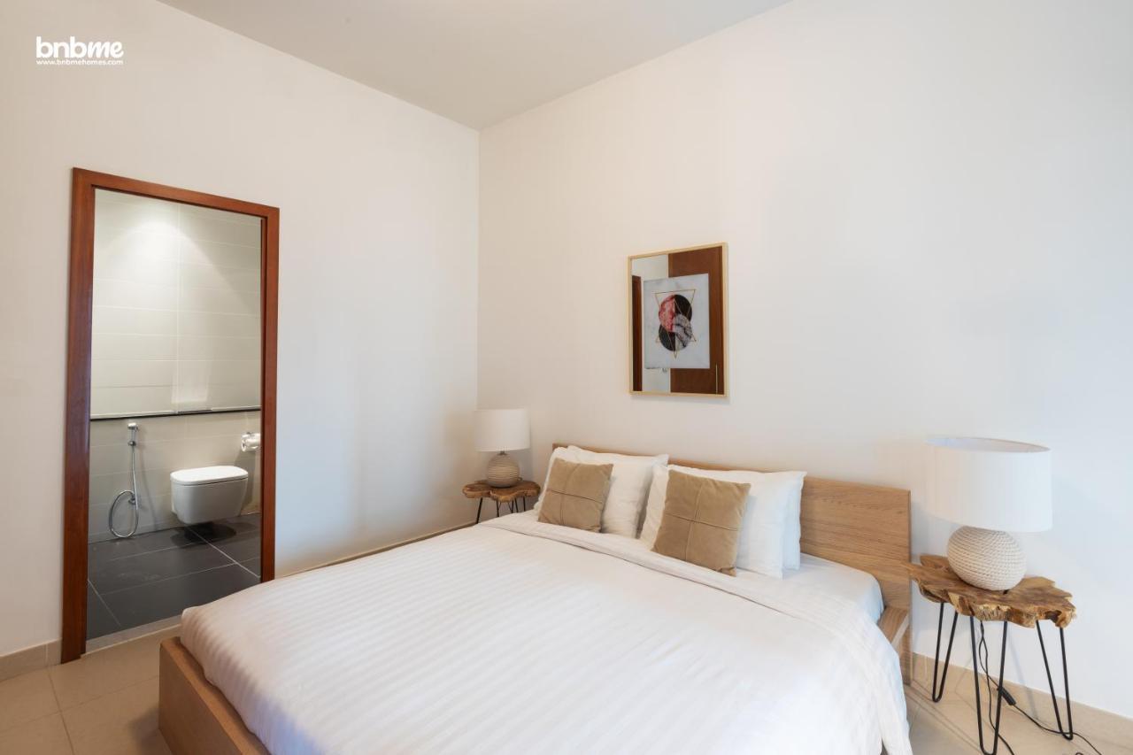 Bnbme - Th8 Palm Hotel Дубай Екстериор снимка