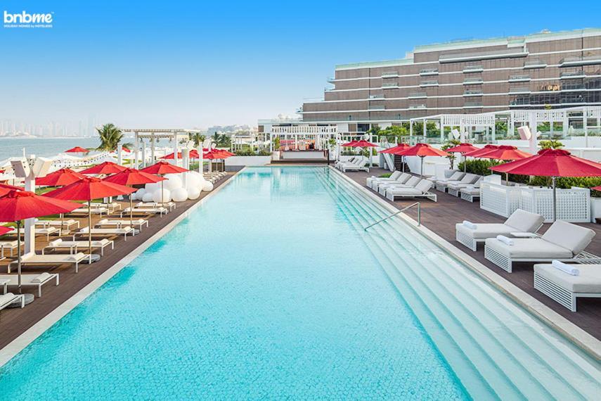 Bnbme - Th8 Palm Hotel Дубай Екстериор снимка