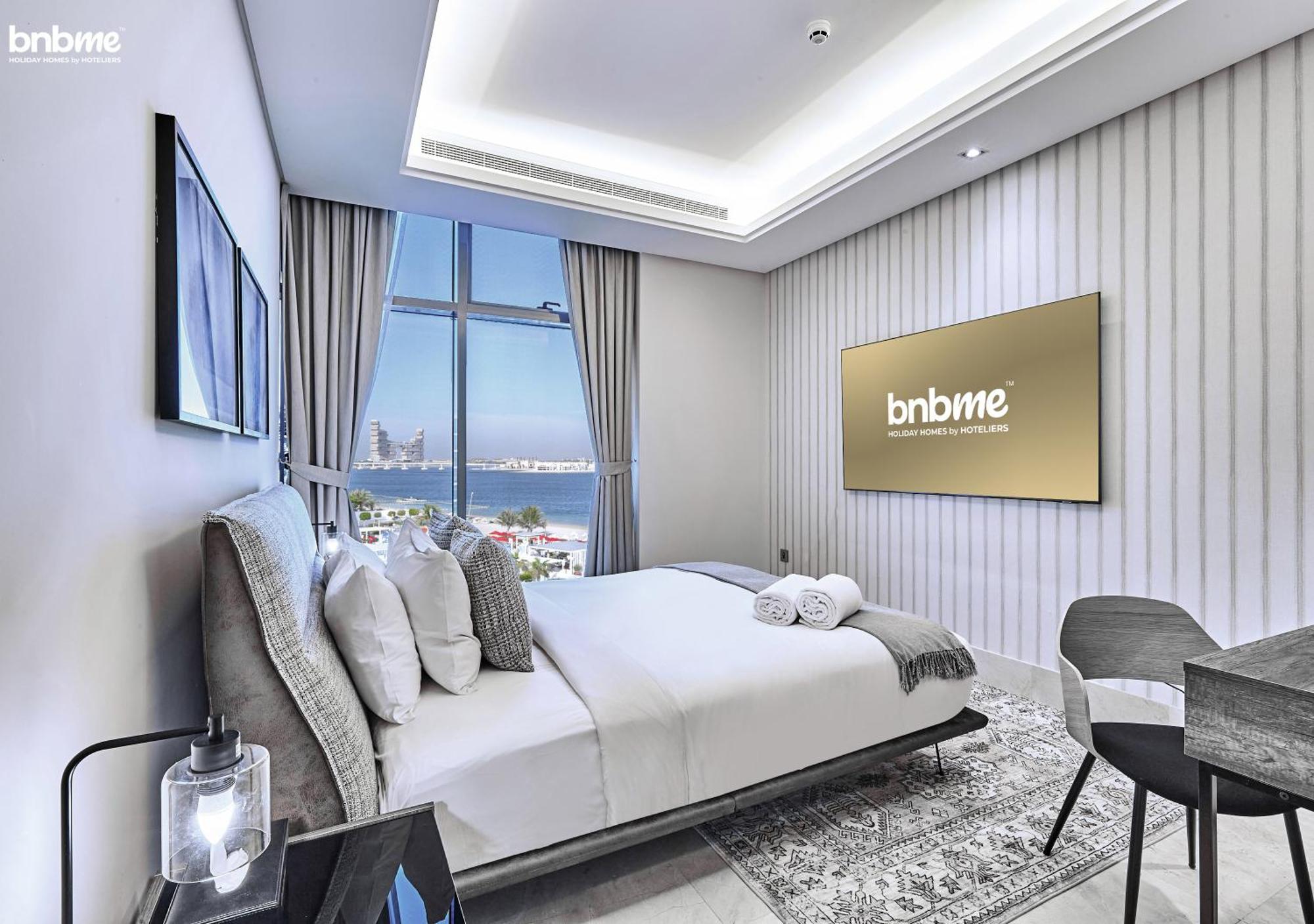 Bnbme - Th8 Palm Hotel Дубай Екстериор снимка
